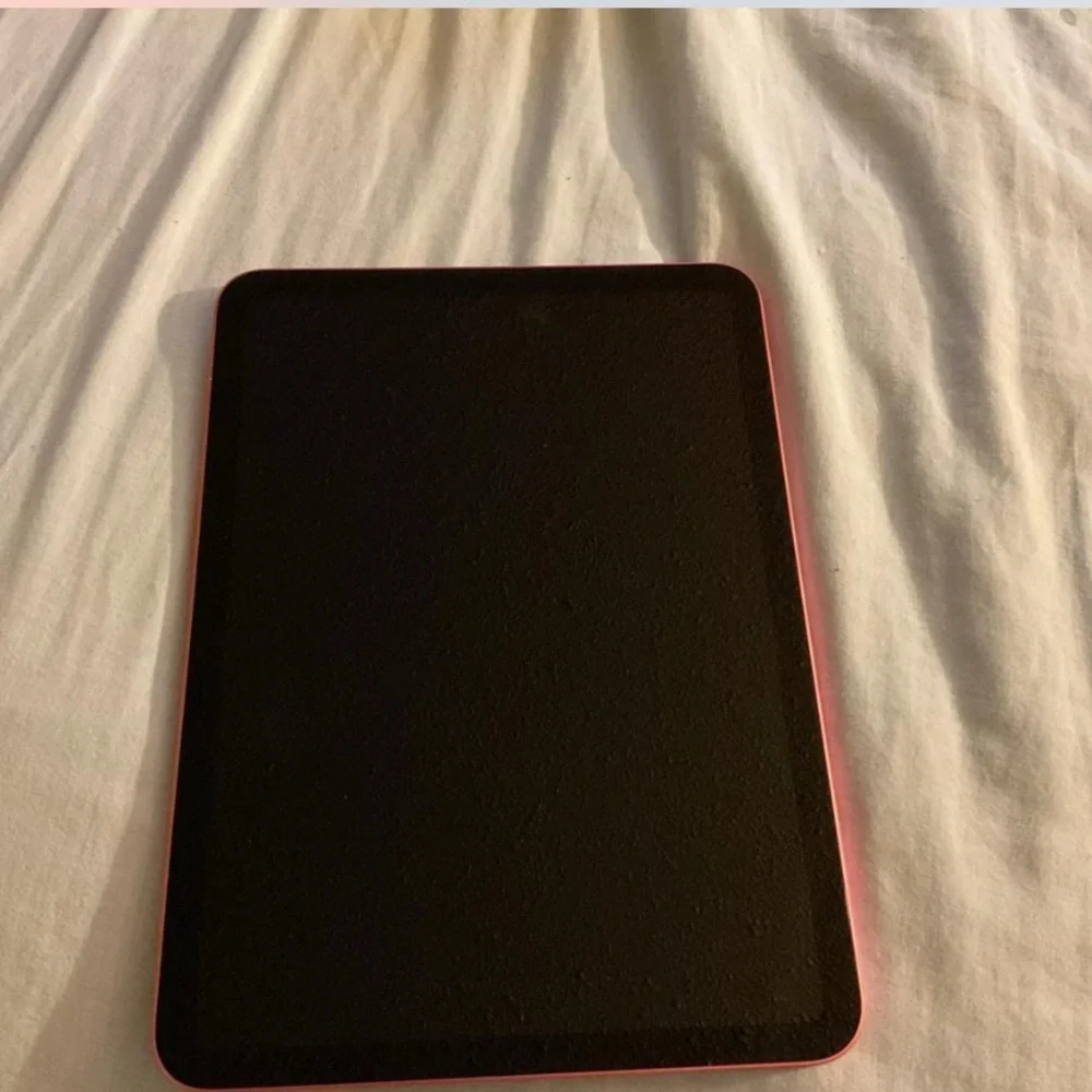 Apple iPad - Blue and Pink